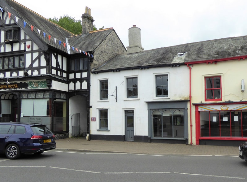 185 Highgate, Kendal for sale - Building Photo - Image 1 of 7