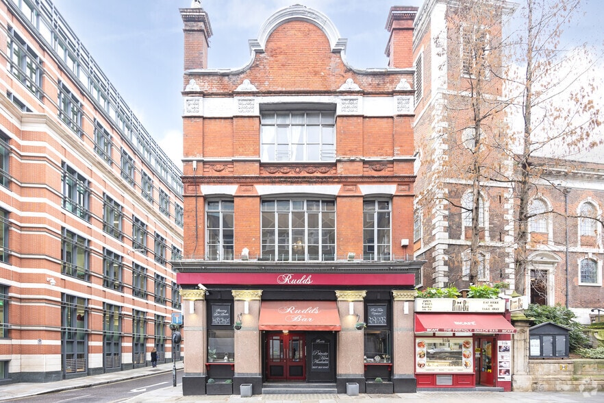 148 Queen Victoria St, London to rent - Building Photo - Image 3 of 3