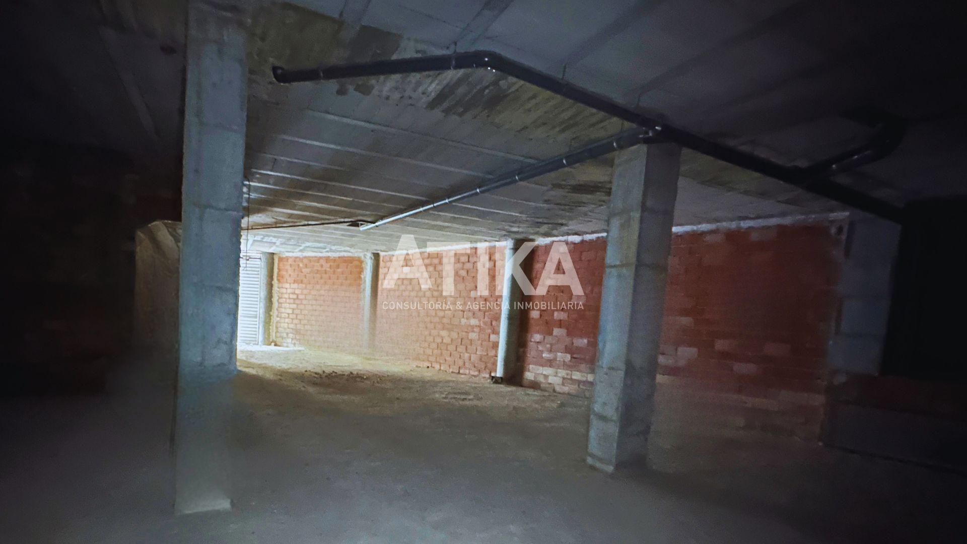 Retail in Ontinyent, Valencia for sale Interior Photo- Image 1 of 11