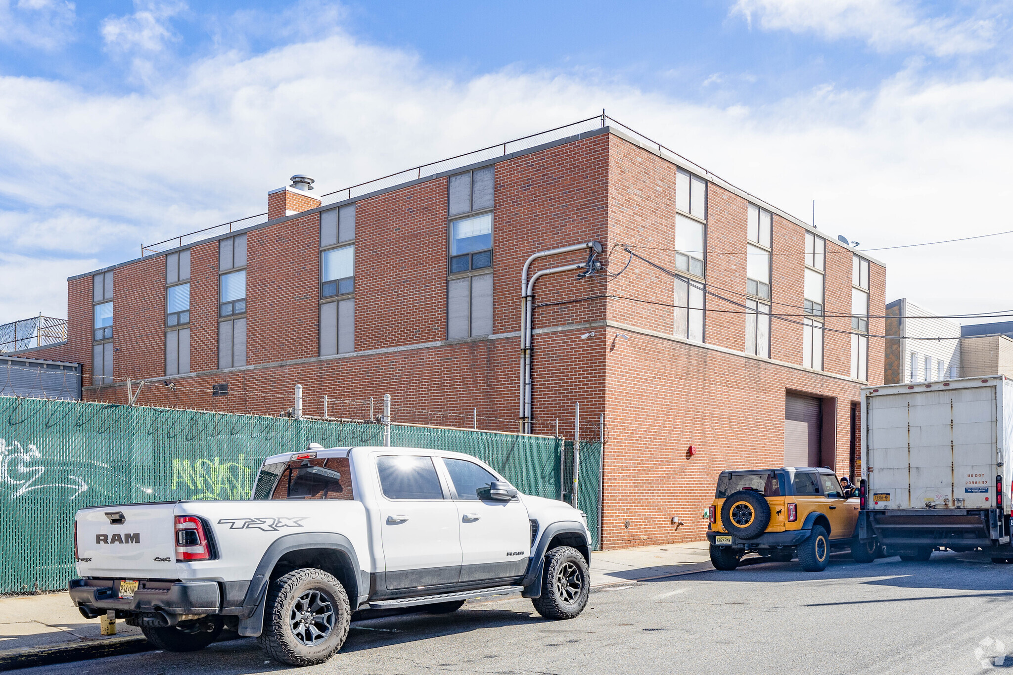 5915 55th St, Maspeth, NY for sale Primary Photo- Image 1 of 5