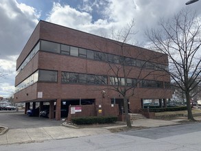 1 Summit Ave, White Plains, NY for sale Building Photo- Image 1 of 1