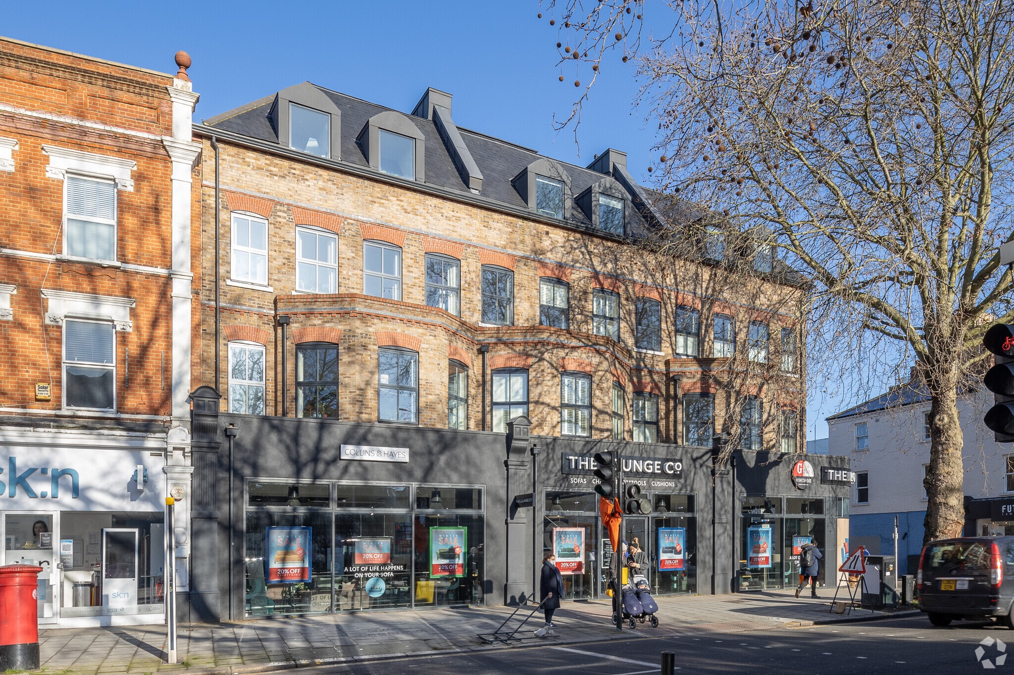 104-106 Chiswick High Rd, London to rent Primary Photo- Image 1 of 12