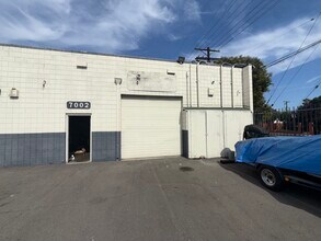 7000-7016 Darby Ave, Reseda, CA to rent Building Photo- Image 1 of 7