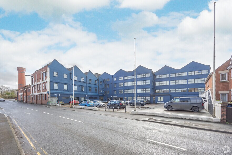 New Broughton Rd, Melksham for sale - Primary Photo - Image 1 of 1