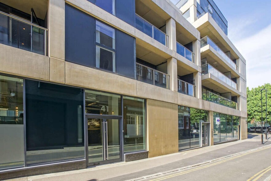 33-43 Pear Tree St, London for sale - Building Photo - Image 2 of 3