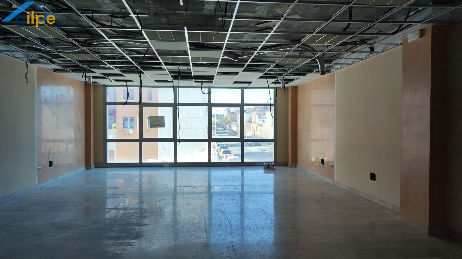 Office in Alcalá de Guadaíra, Sevilla for sale Building Photo- Image 1 of 16