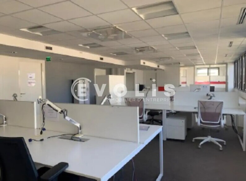 148-156 Rue Gallieni, Boulogne-Billancourt to rent - Interior Photo - Image 1 of 4