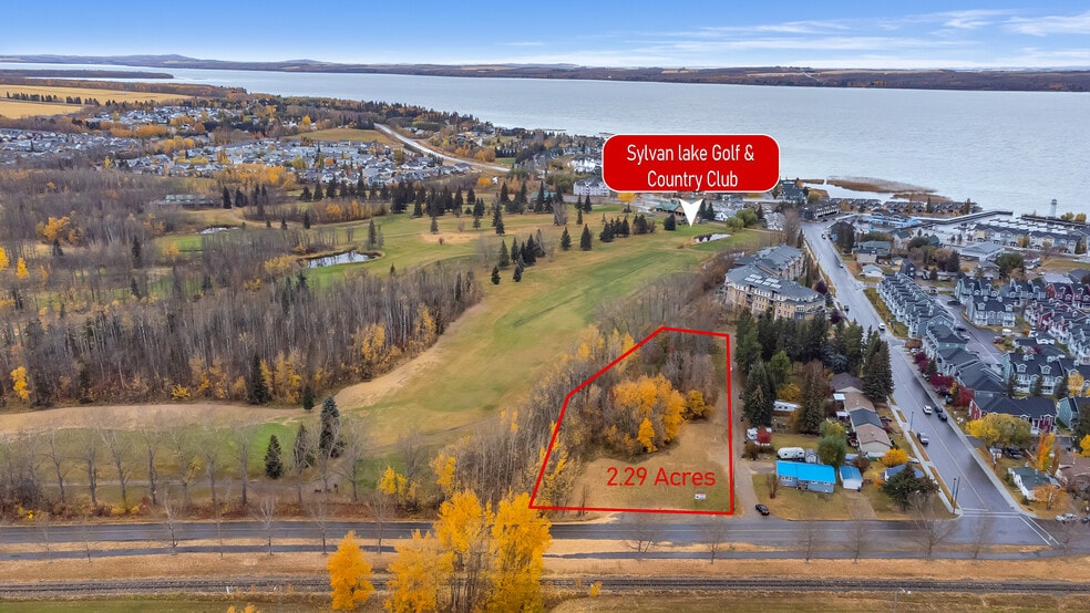 5310 50 Av, Sylvan Lake, AB for sale - Aerial - Image 2 of 4