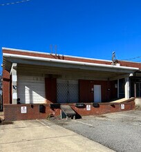 2517 Lucena Ave, Charlotte, NC for rent Building Photo- Image 1 of 4