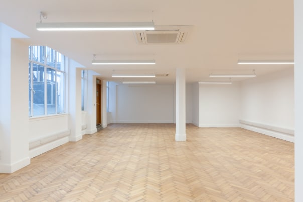 75-77 Margaret St, London to rent Interior Photo- Image 1 of 3