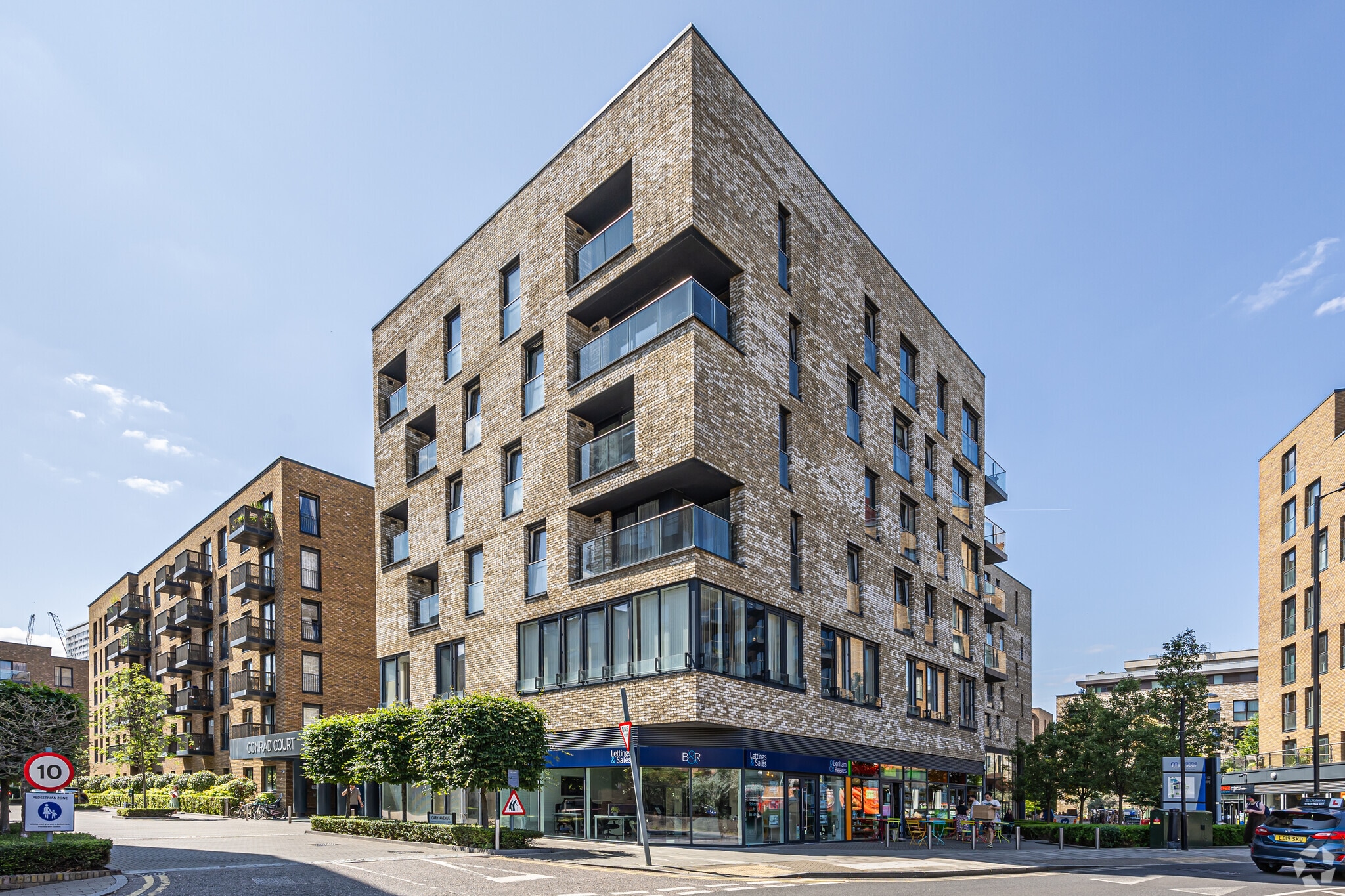 Plough Way, London to rent Primary Photo- Image 1 of 17