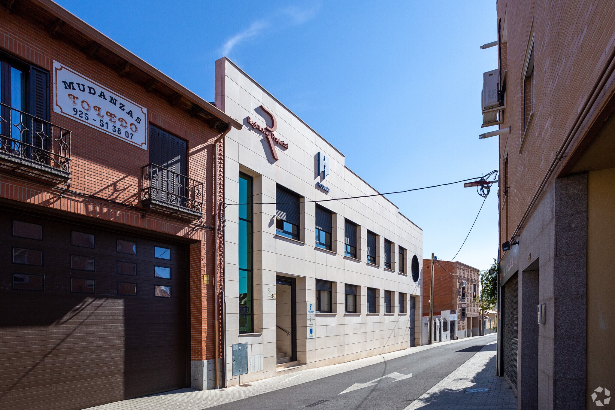 Office in Illescas, Toledo to rent Primary Photo- Image 1 of 3