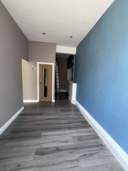 4-4a Wickham Ave, Bexhill On Sea to rent - Building Photo - Image 2 of 8