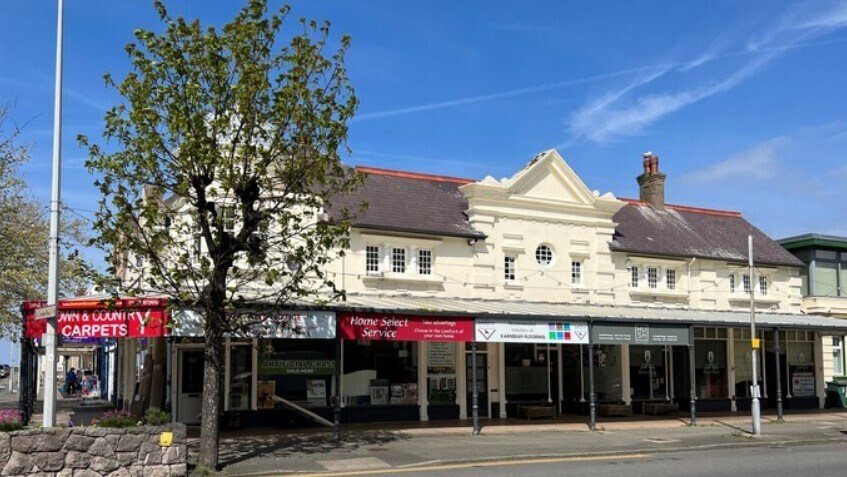 20A Mostyn Av, Llandudno for sale Primary Photo- Image 1 of 1