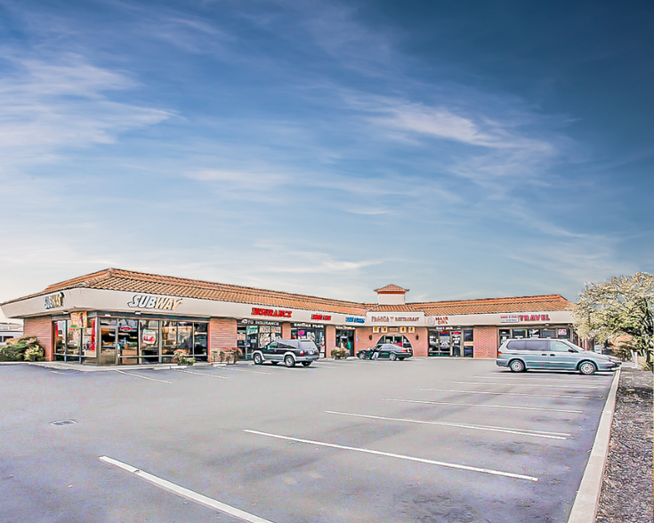 2147-2159 N Texas St, Fairfield, CA for rent - Building Photo - Image 1 of 2