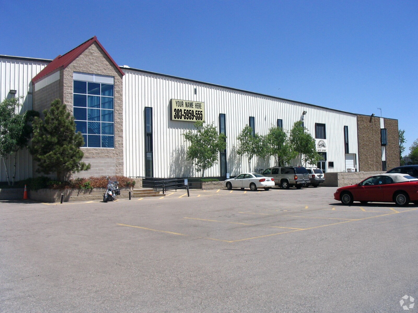 2400 Industrial Ln, Broomfield, CO to rent Primary Photo- Image 1 of 17
