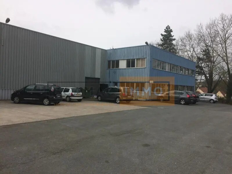 Office in SAINT-OUEN-L'AUMONE to rent Building Photo- Image 1 of 9