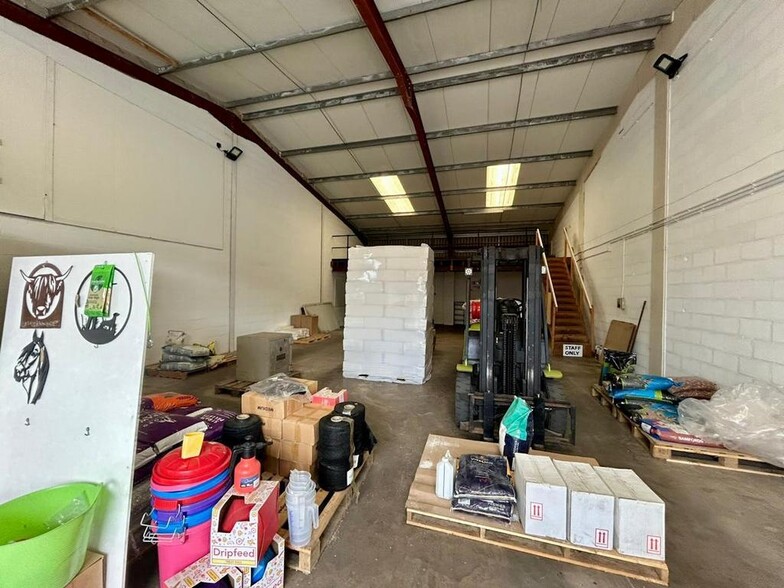 Talbot Way, Market Drayton to rent - Building Photo - Image 3 of 6