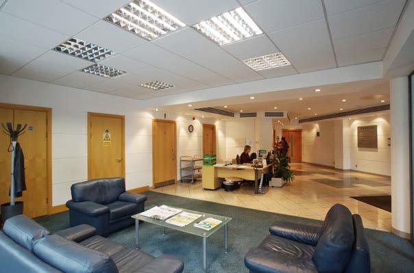 Onslow St, Guildford for rent - Lobby - Image 2 of 13