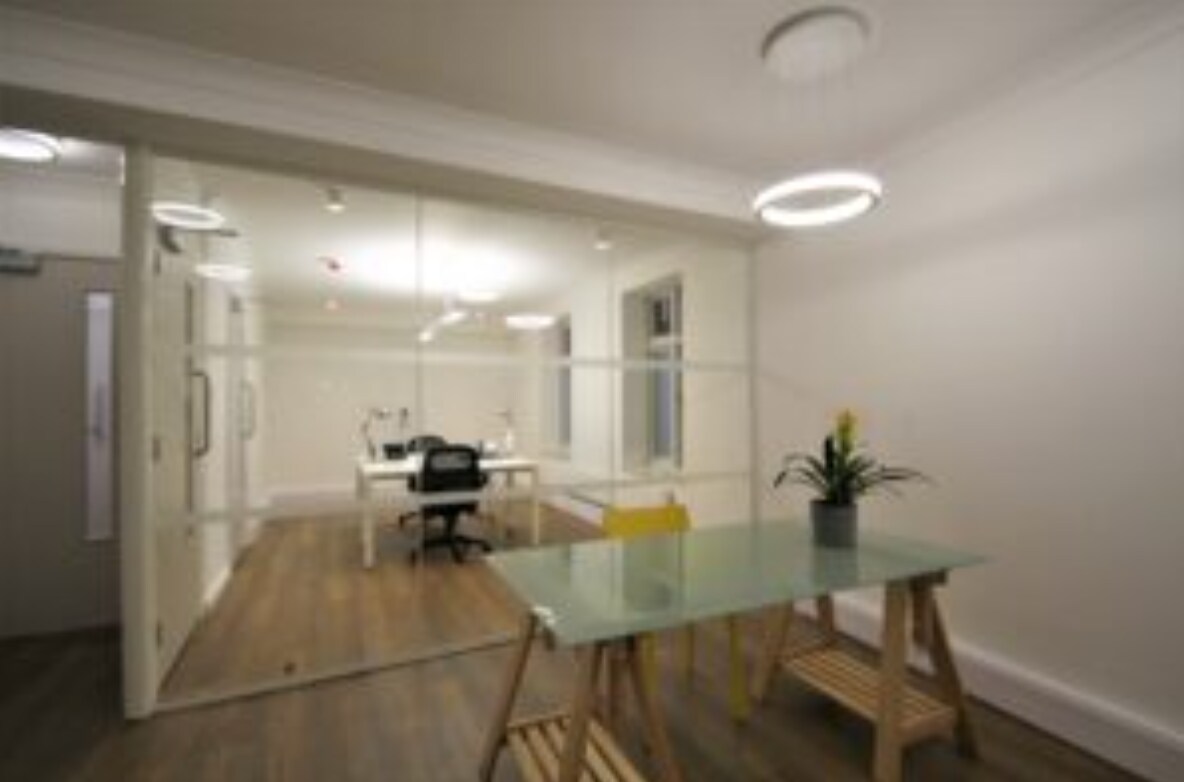 Wapping Rd, Bristol to rent Interior Photo- Image 1 of 10