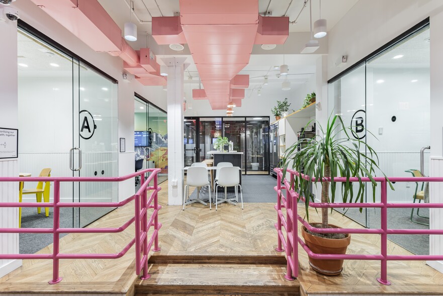 379 W Broadway, New York, NY to rent - Interior Photo - Image 2 of 17