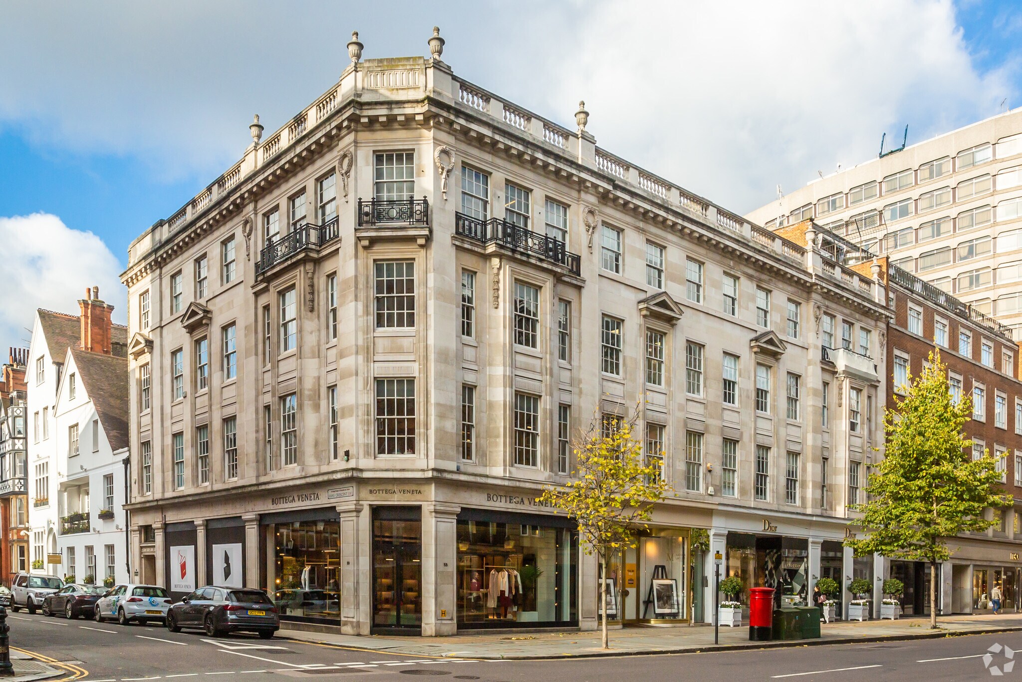 30-33 Sloane St, London for sale Building Photo- Image 1 of 1