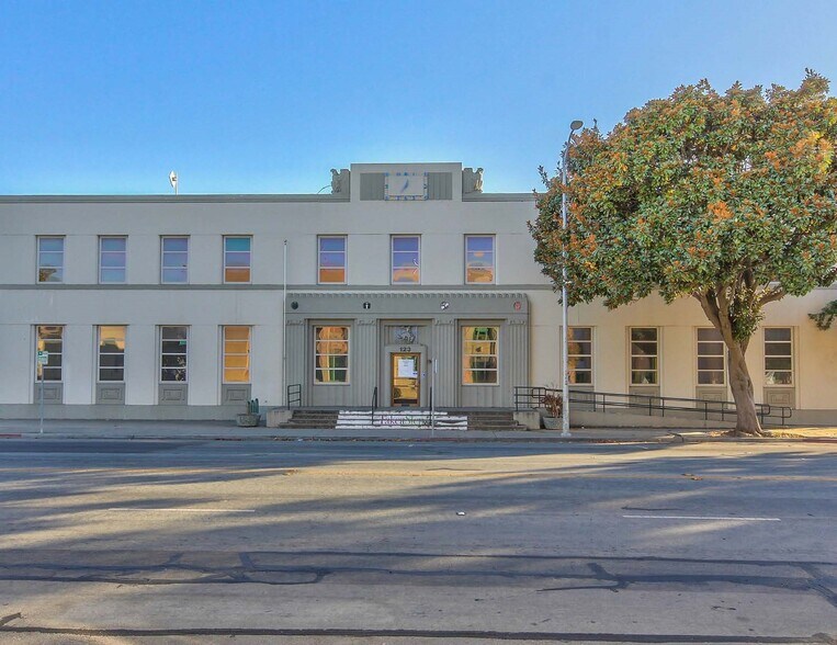 123 W Alisal St, Salinas 93901