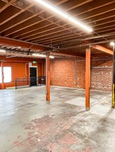 338-340A S Avenue 17, Los Angeles, CA for rent Interior Photo- Image 2 of 6