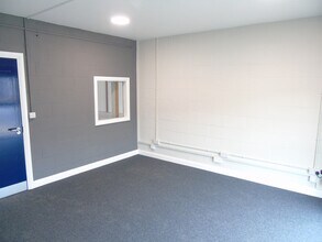 Unit 8 Harrier Ct, Elvington to rent Interior Photo- Image 2 of 6