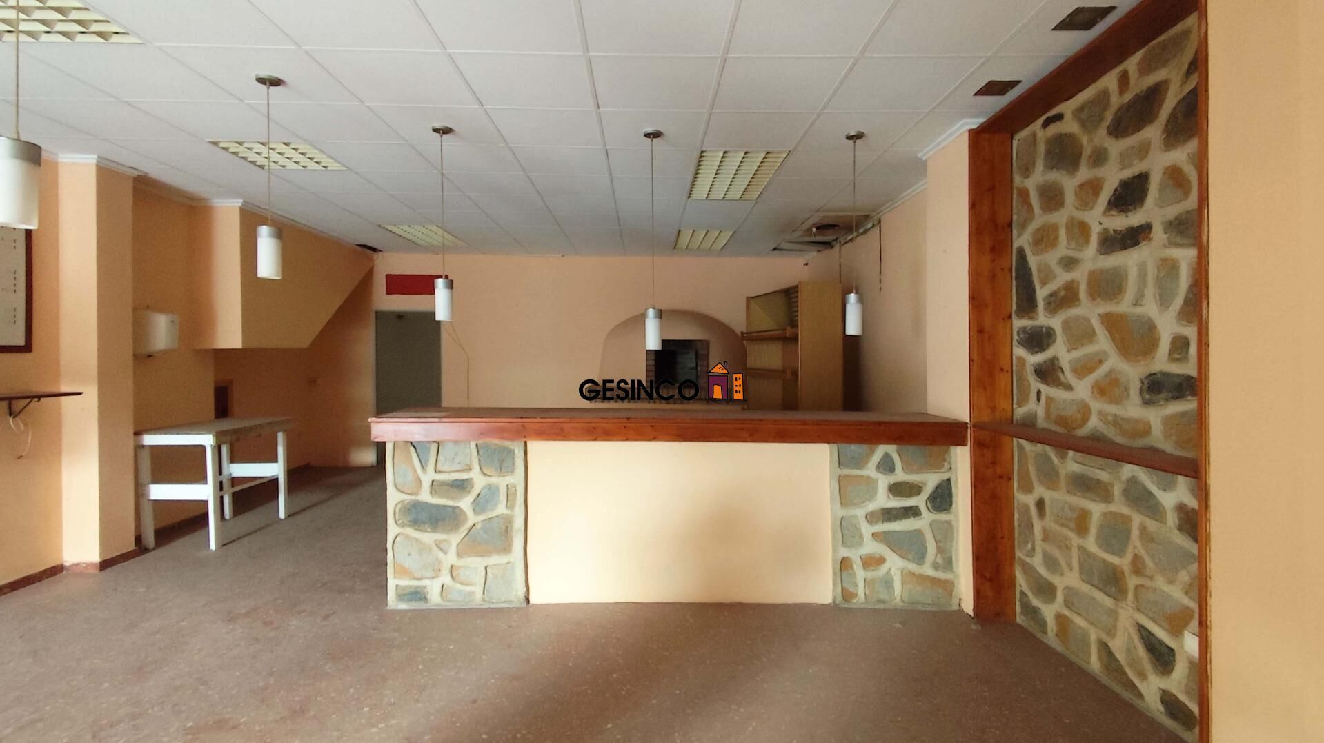 Almaig, 40, Ontinyent, Valencia for sale Primary Photo- Image 1 of 14