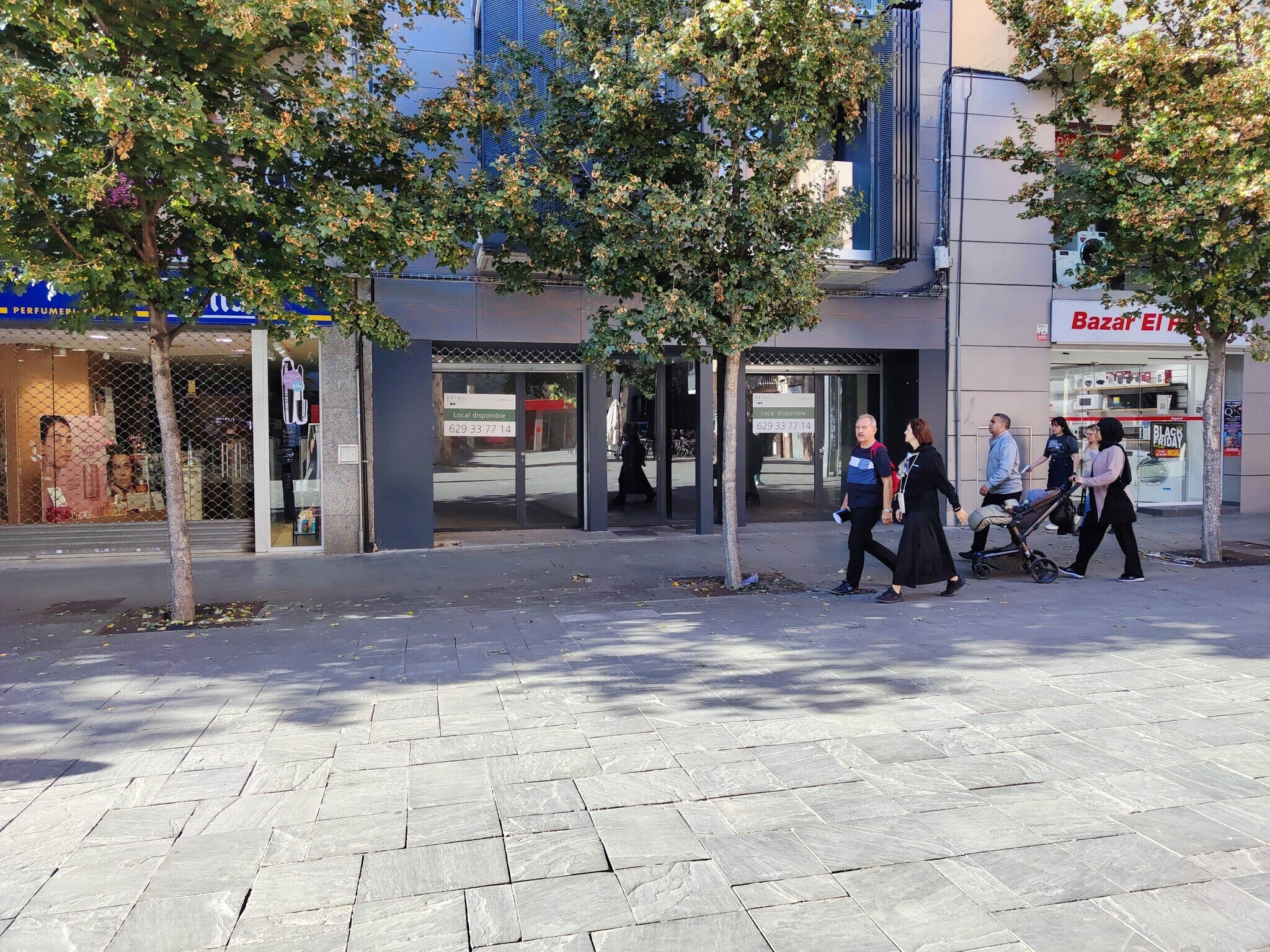 Plaça Lluis Perpinya, 6, Granollers, Barcelona to rent Primary Photo- Image 1 of 4