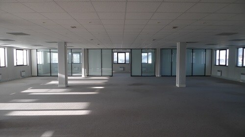 15 Route De Fontainebleau, Vitry-sur-Seine to rent - Building Photo - Image 2 of 29