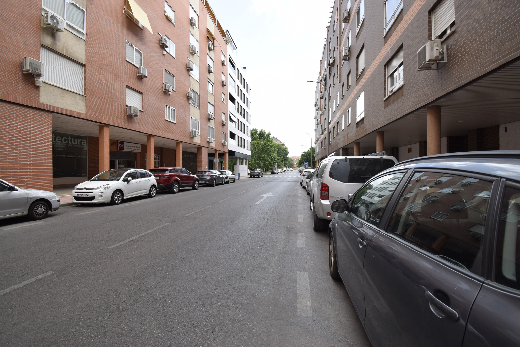 Calle Dámaso Alonso, Alcalá de Henares, Madrid for sale Building Photo- Image 1 of 5