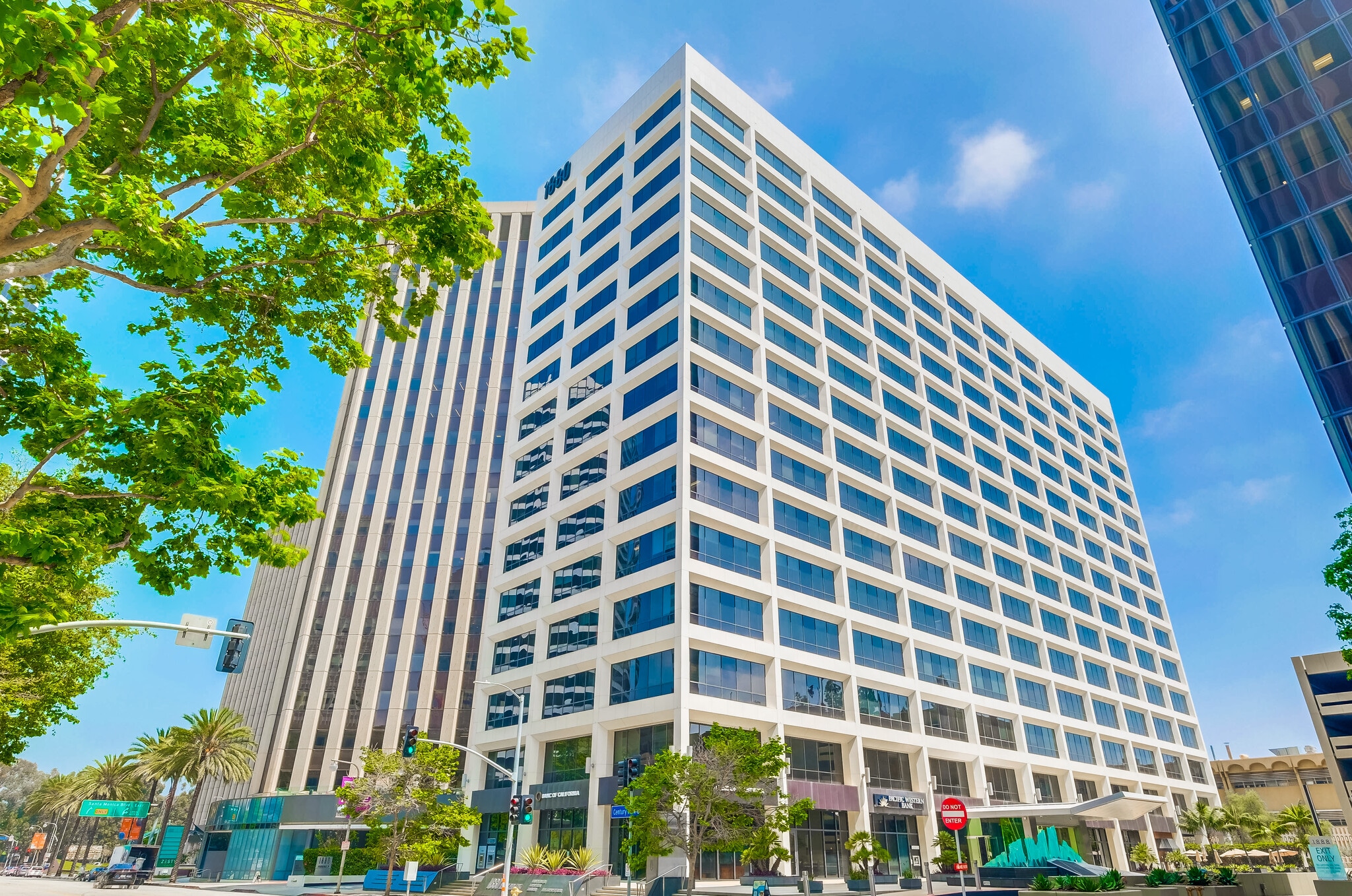 1880 Century Park E, Los Angeles, CA to rent Primary Photo- Image 1 of 22