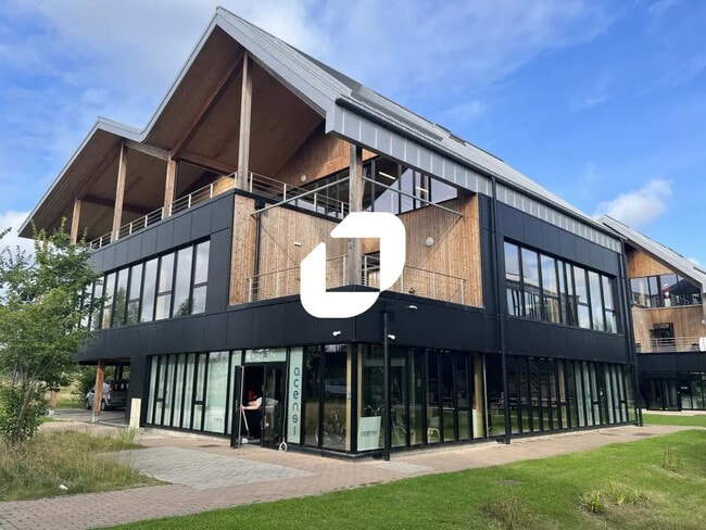 Vente Bureaux 843 m²
