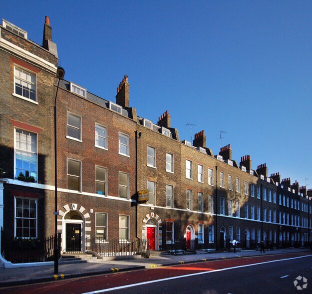 60 Bloomsbury St, London to rent - Building Photo - Image 3 of 4