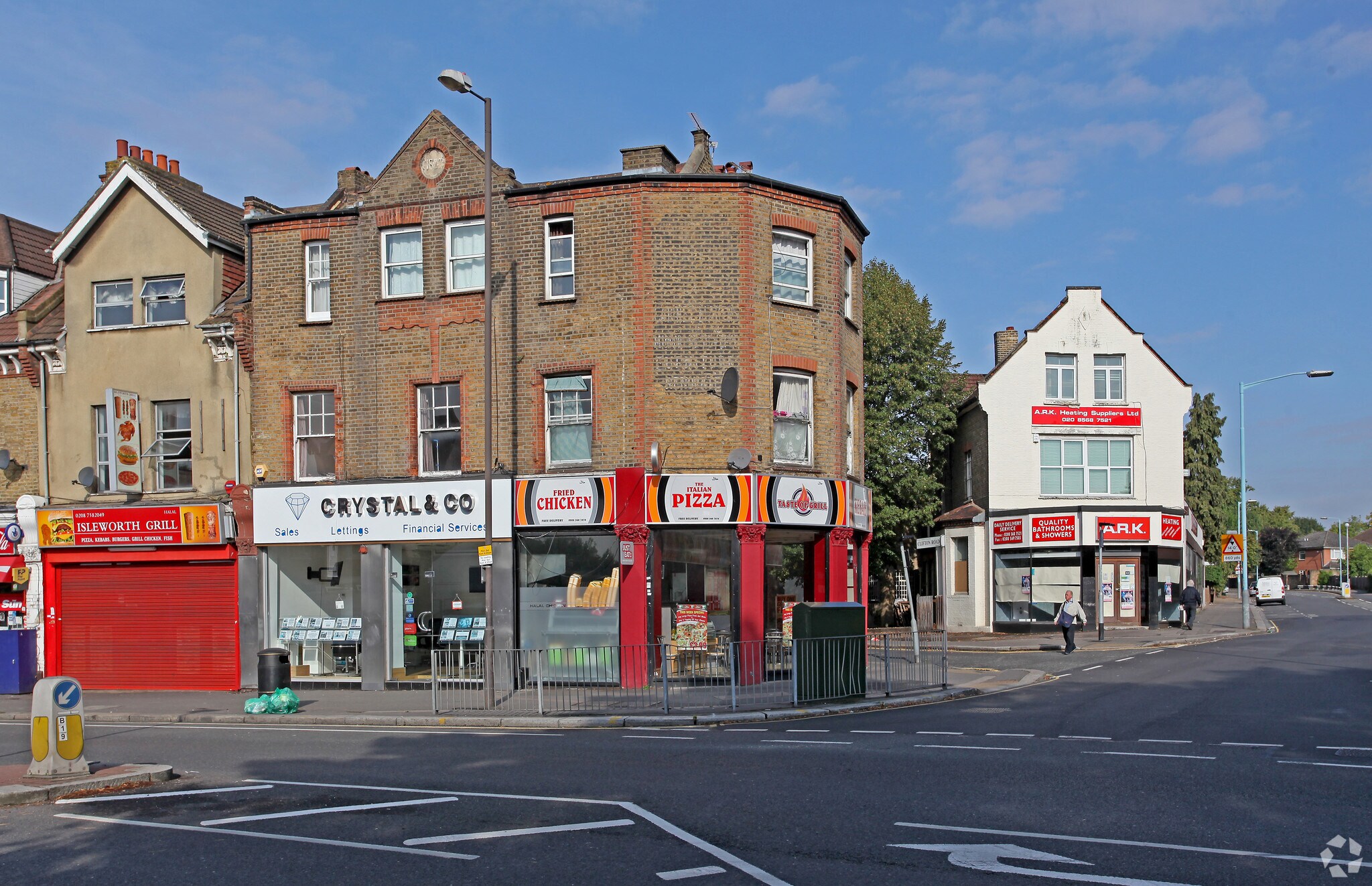 532 London Rd, Isleworth for sale Primary Photo- Image 1 of 1