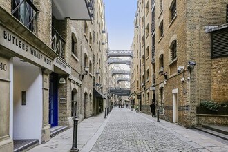 Shad Thames, London for rent Building Photo- Image 2 of 11