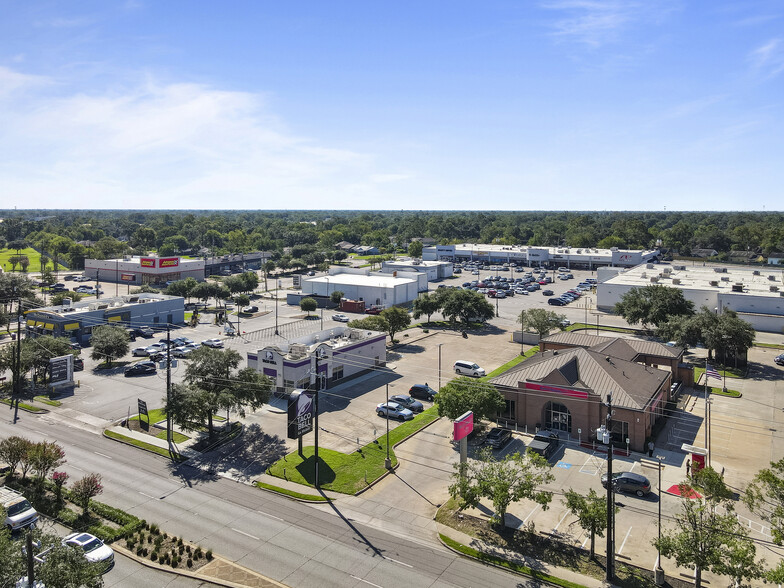 6120 Scott St, Houston, TX for rent - Aerial - Image 2 of 27