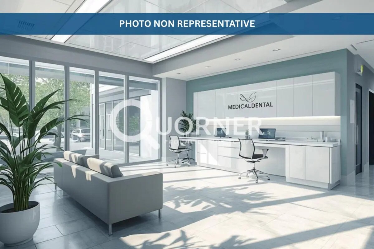 Retail in Fécamp for sale Interior Photo- Image 1 of 4