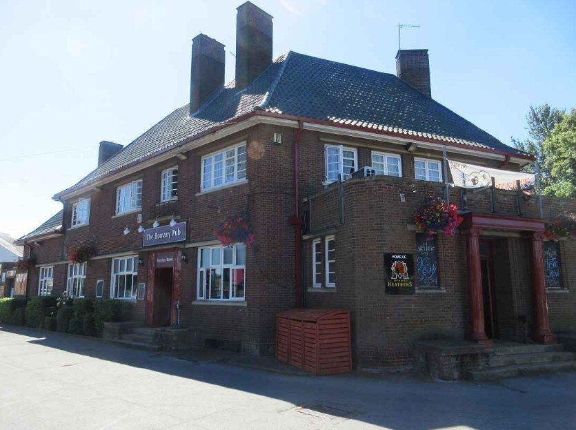 97 Trinity Ave, Northampton for sale Primary Photo- Image 1 of 1