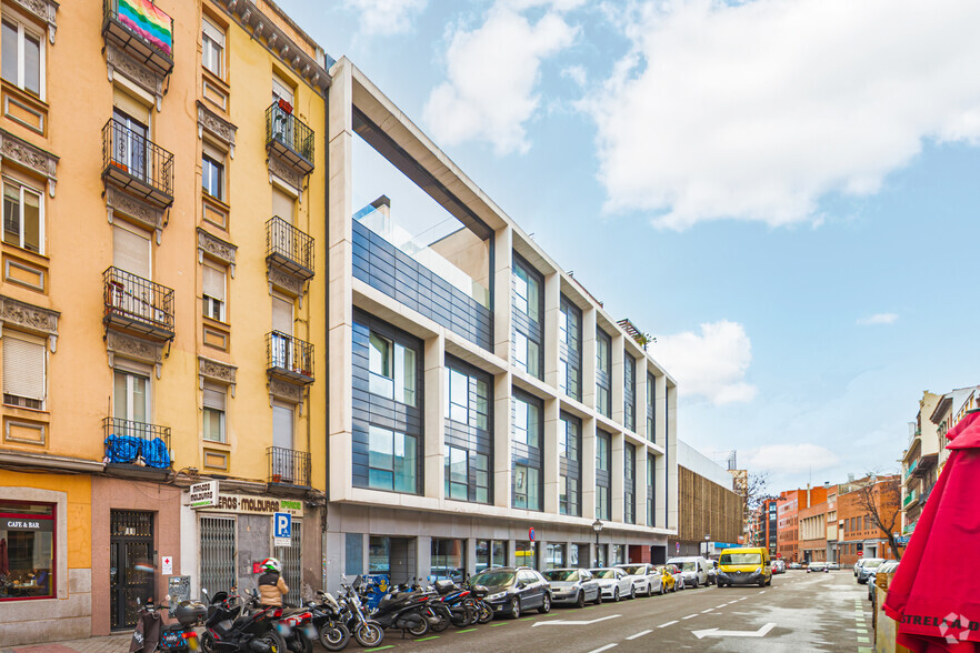 Calle Sebastián Elcano, 32, Madrid, Madrid for rent - Building Photo - Image 3 of 3