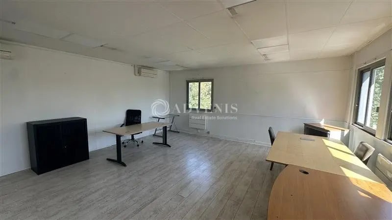 Location Bureaux 30 m² à 899 m² - Photo 1