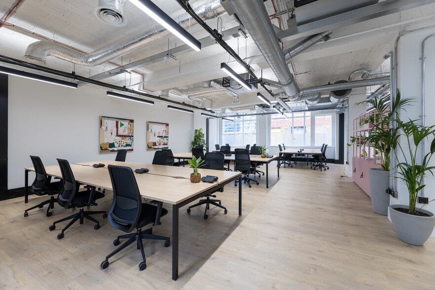 28-30 Little Russell St, London for sale - Interior Photo - Image 1 of 1