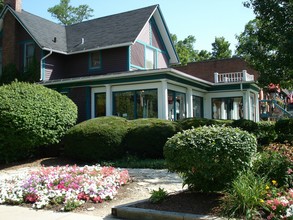 207 S Third St, Geneva, IL for sale Primary Photo- Image 1 of 1