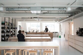 22-23 Little Portland St, London to rent Interior Photo- Image 2 of 12