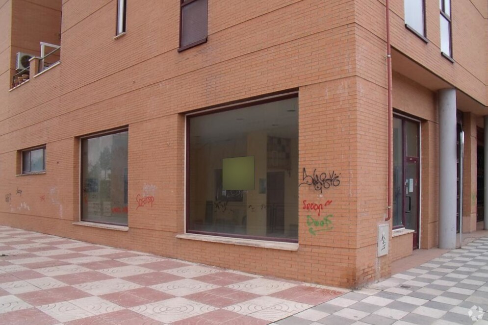Office / Retail in Cuenca, Cuenca to rent Interior Photo- Image 1 of 2