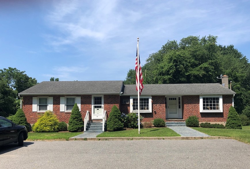 23 School House Rd, Old Saybrook, CT for sale - Building Photo - Image 1 of 1