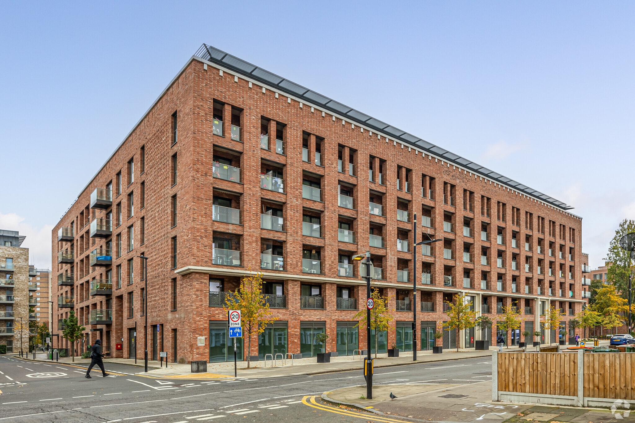 545 Green St, London to rent Primary Photo- Image 1 of 9