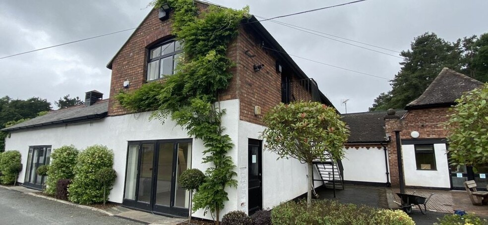 Badgers Rake Ln, Ellesmere Port for sale - Primary Photo - Image 1 of 1